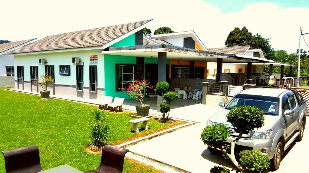 Taiping Homestay Husna Afina Exterior foto